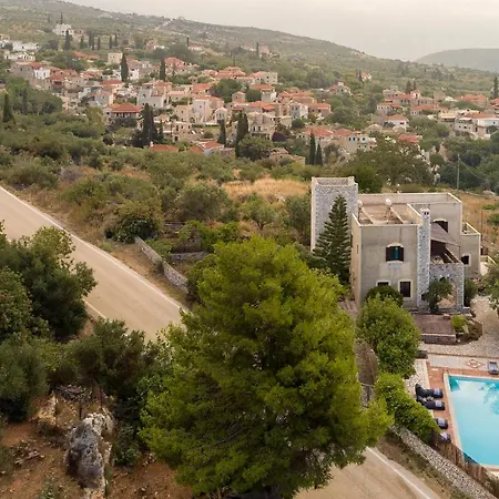 וילה Oitylon Traditional Tower By Olive